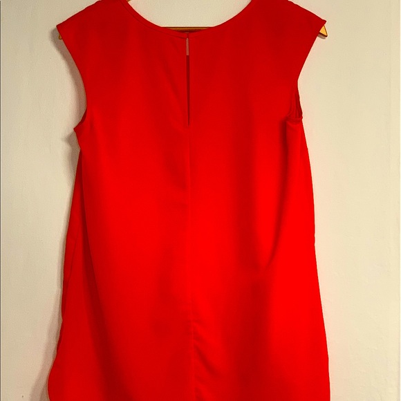 NWOT. Sleeveless top - Picture 2 of 2